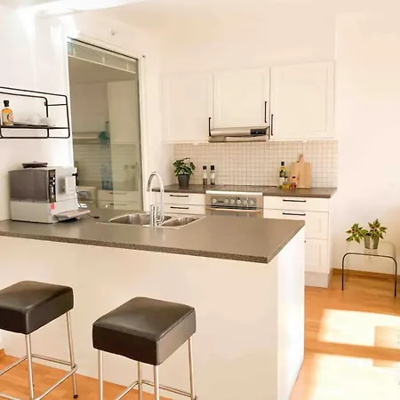 Moderne Midt I Sentrum Leilighet *